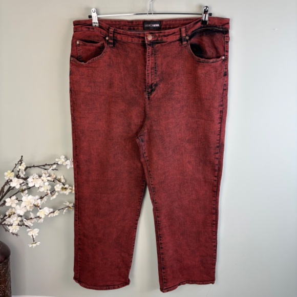 Fashion Nova Acid Wash Straight Leg Jeans Size 22 - Picture 3 of 5